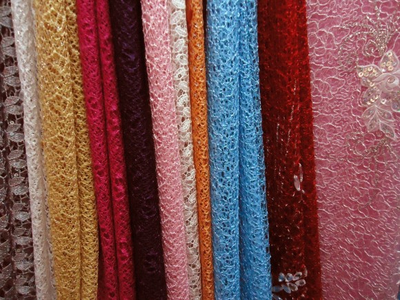 vai ren cho quan ao tre em mua he