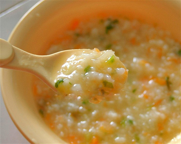 chao trung ga hat sen ca rot cho be an dam