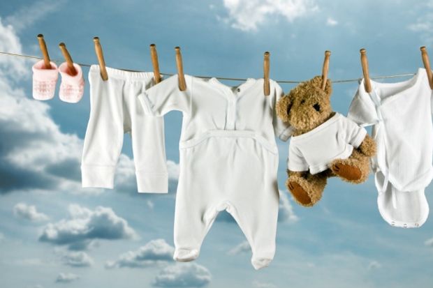 cach giat quan ao tre so sinh dung cach 1