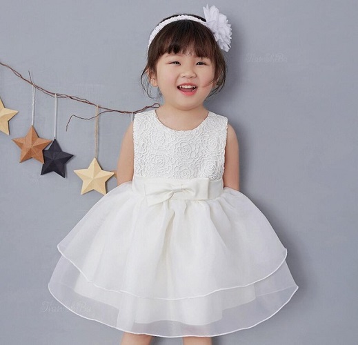 6 buc hinh khien ban muon sam ngay dam cong chua cho be gai du tiec-mau trang xinh xan cho be gai 5 tuoi