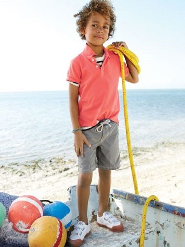 Cung-don-he-voi-nhieu-mau-ma-quan-ao-di-bien-cho-be-trai1