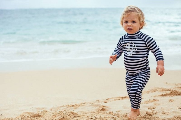 Cung-don-he-voi-nhieu-mau-ma-quan-ao-di-bien-cho-be-trai7