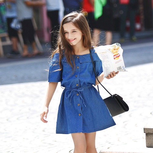 1001-kieu-dam-yem-jean-be-gai-va-cach-ket-hop-that-hien-dai-va-xinh-xan4