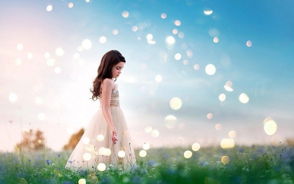 tro-thanh-nang-cong-chua-that-su-khi-dien-dam-cong-chua-cho-be-gai2