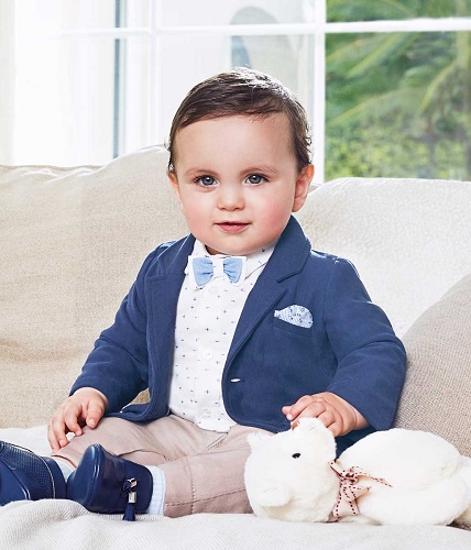 cach-ket-hop-vest-quan-ao-cho-be-trai-6-thang-tuoi-sang-trong-chat-luong12