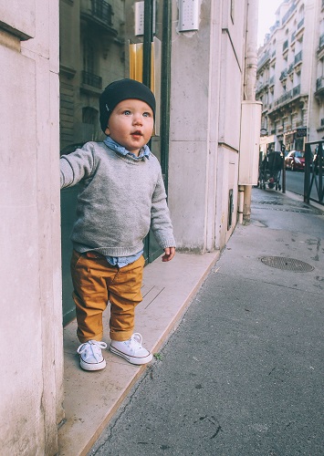 cach-ket-hop-vest-quan-ao-cho-be-trai-6-thang-tuoi-sang-trong-chat-luong3