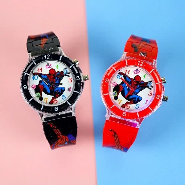 Mua đồng hồ siêu nhân cho bé bền đẹp ở đâu? Giá bao nhiêu?