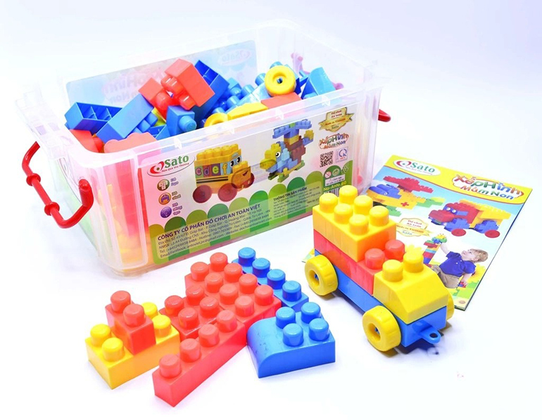 Bộ đồ chơi xếp hình được xem là quà tặng cho bé 1 tuổi ý nghĩa nhất