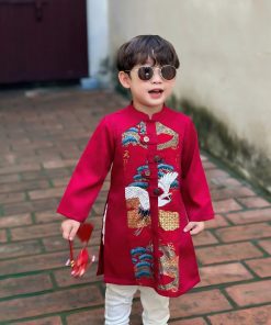 Set áo dài cách tân bé trai tết 2025 CT41A tone đỏ đô họa tiết hạc - rồng - sóng nước kèm quần kaki trắng