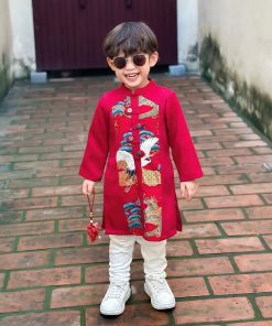 Set áo dài cách tân bé trai tết 2025 CT41A tone đỏ đô họa tiết hạc - rồng - sóng nước kèm quần kaki trắng