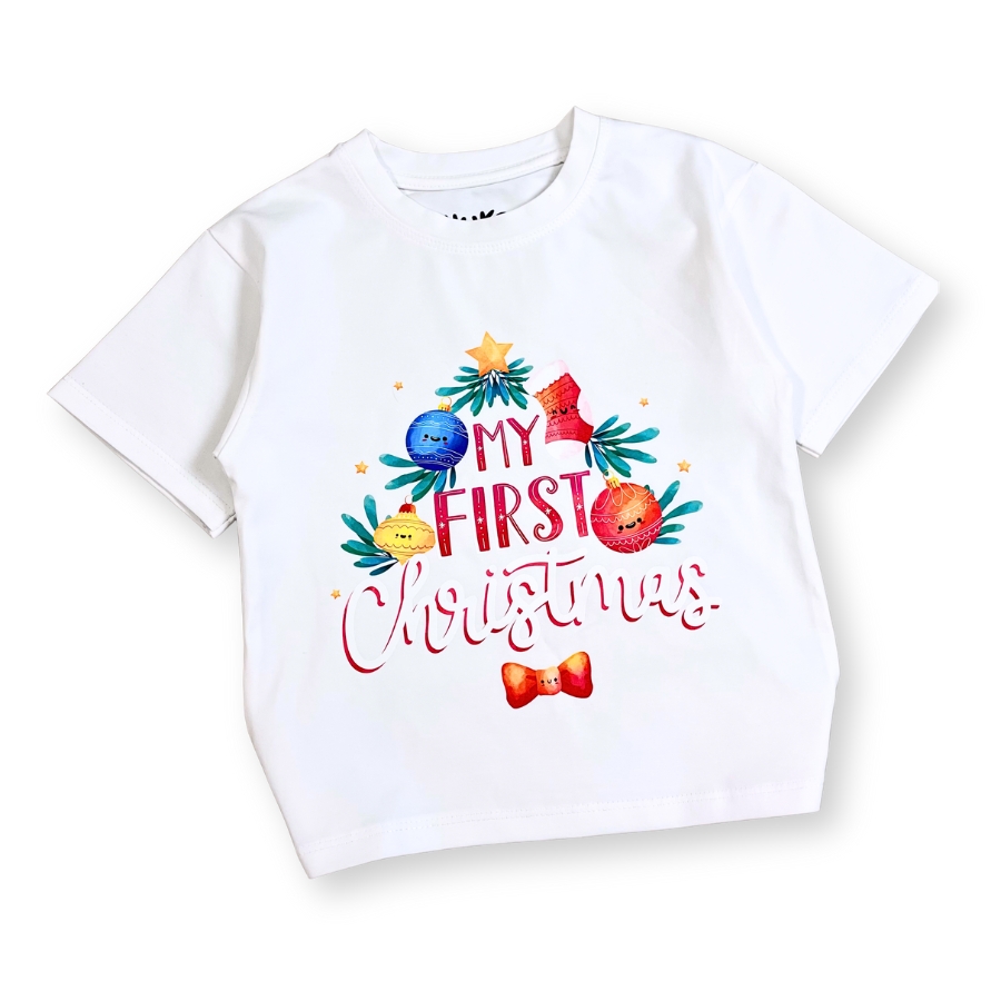 ao giang sinh trang cho be – form unisex, hinh cay thong & den noel, chat cotton mem min at52_f (2) Áo giáng sinh trắng cho bé form unisex, hình cây thông & đèn noel AT52_F