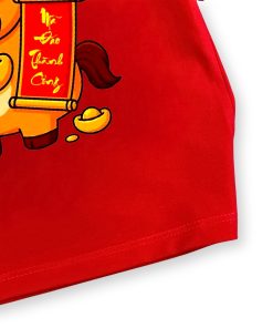 Áo thun tết cho bé dưới 43kg màu đỏ họa tiết ngựa chúc tết 2026 bé trai & bé gái AT54_B